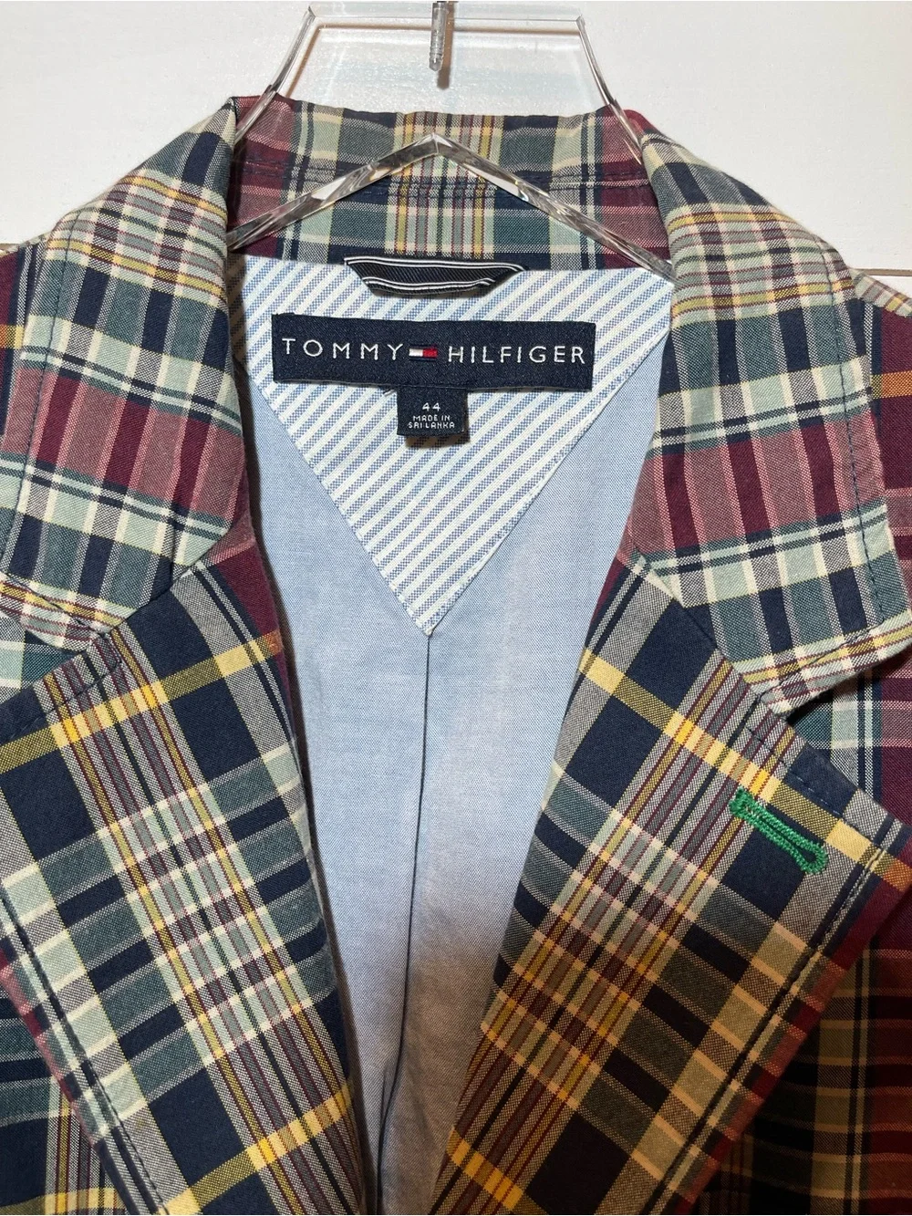 Tommy Hilfiger Men's Plaid Sport Coat in Maroon, Navy & Cream Size 44